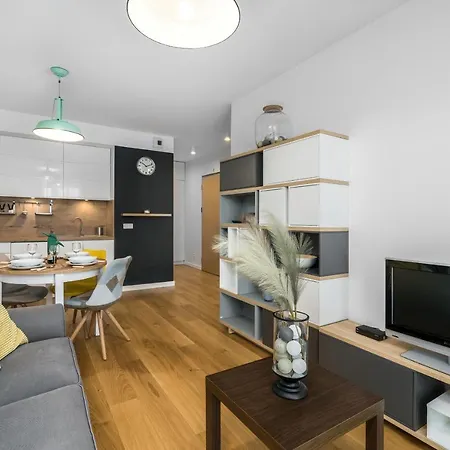 Exclusive Bielniki By Renters Apartment